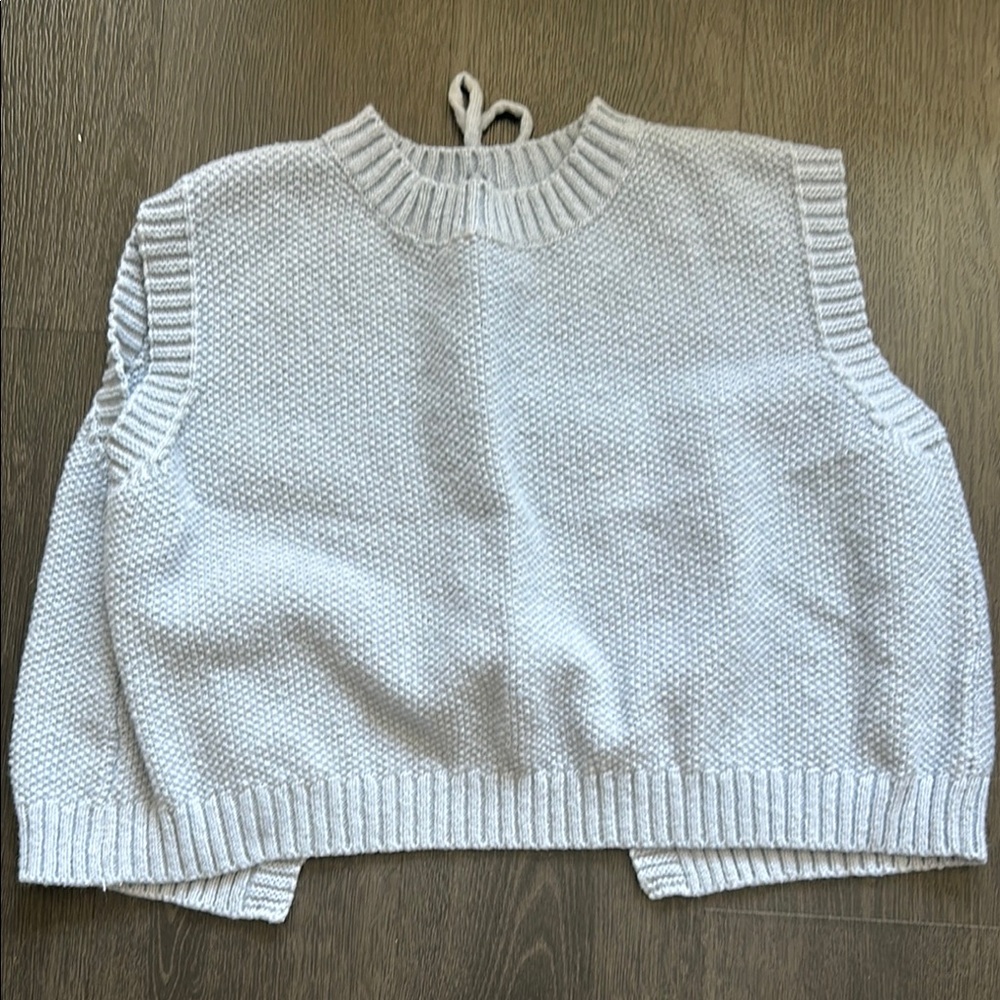 Zara Gray Crew Neck Sweater